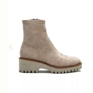 Anthropologie | Matisse Hudson Stompy Boots in Gray Faux Suede Ankle Size 8.5M
